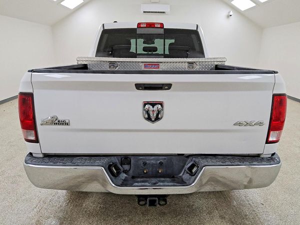 2015 RAM 1500 SLT