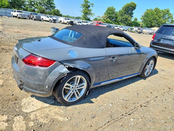 2016 AUDI TT quattro