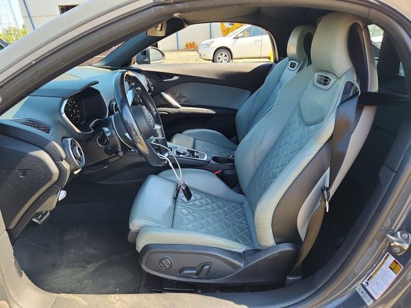 2016 AUDI TT quattro