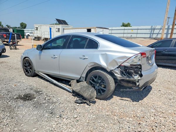 2014 VOLVO S60