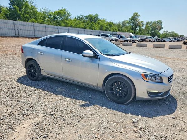 2014 VOLVO S60
