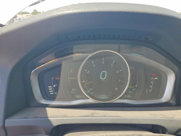 2014 VOLVO S60