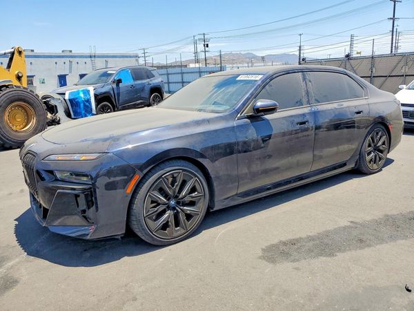 2025 BMW I7
