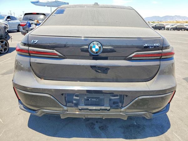 2025 BMW I7 xDrive60