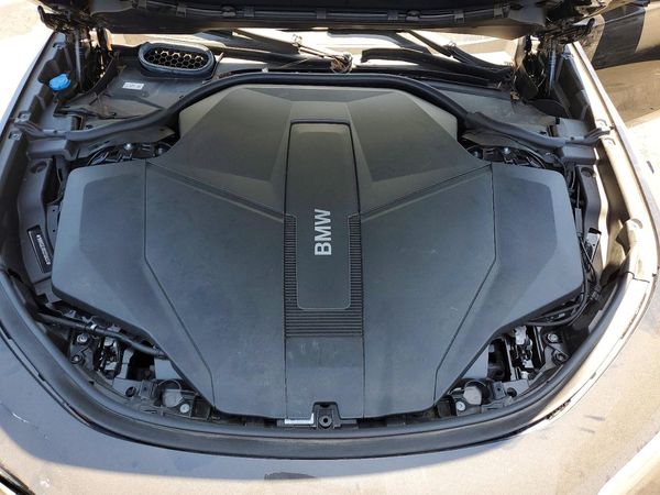 2025 BMW I7 xDrive60