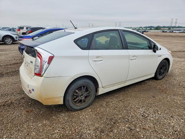2013 TOYOTA PRIUS