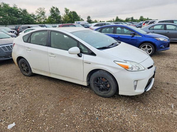 2013 TOYOTA PRIUS