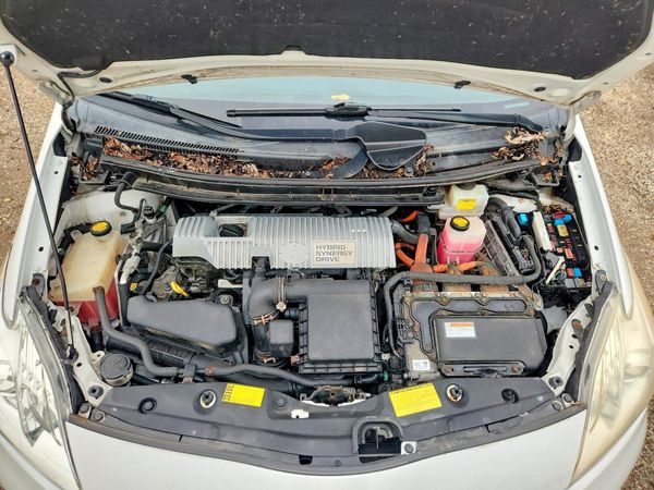 2013 TOYOTA PRIUS