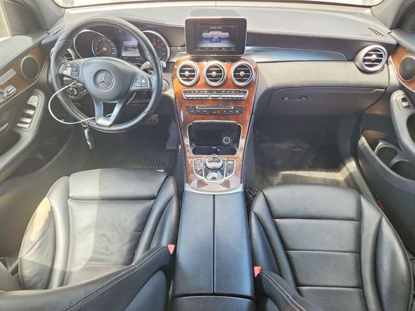 2017 MERCEDES-BENZ GLC