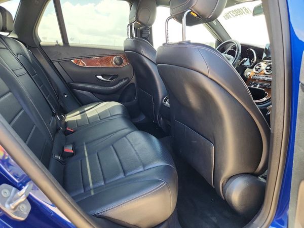 2017 MERCEDES-BENZ GLC