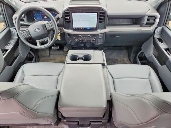 2024 FORD F150