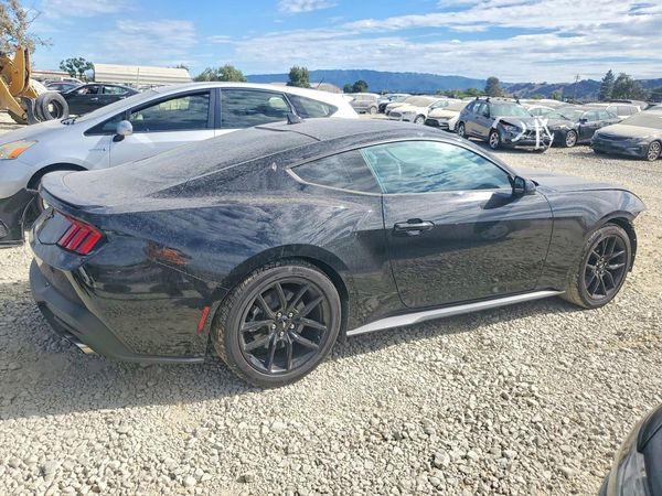 2025 FORD MUSTANG I4