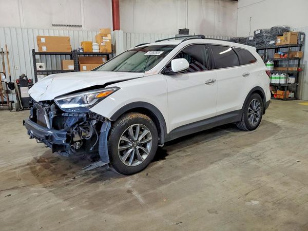 2018 HYUNDAI SANTA FE SE Base