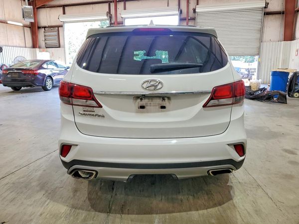 2018 HYUNDAI SANTA FE SE Base