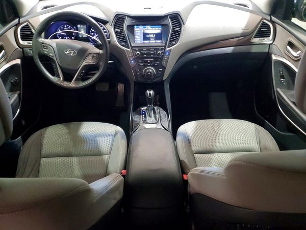 2018 HYUNDAI SANTA FE SE Base