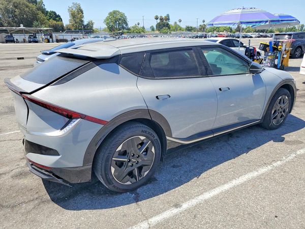 2025 KIA EV6