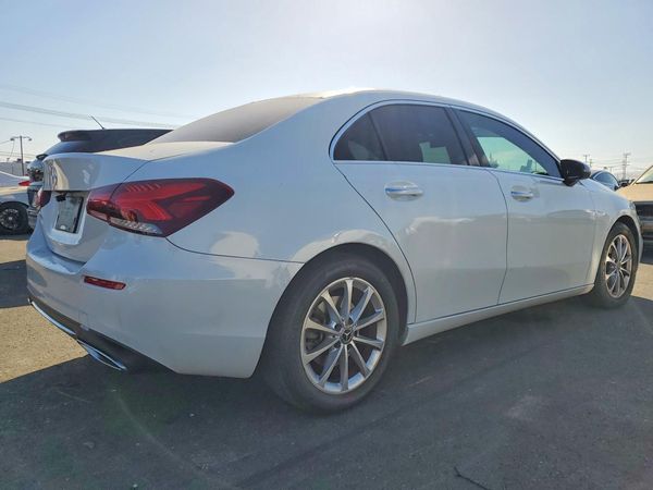 2019 MERCEDES-BENZ A