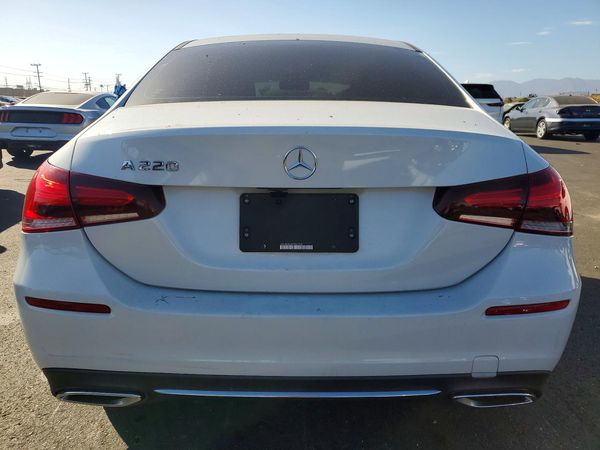 2019 MERCEDES-BENZ A
