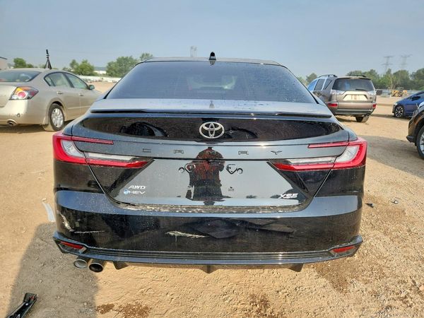 2026 TOYOTA CAMRY