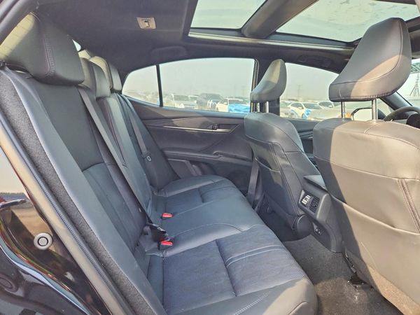 2026 TOYOTA CAMRY