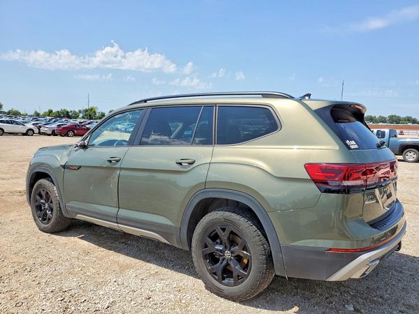 2024 VOLKSWAGEN ATLAS 4Motion Peak Edition SEL