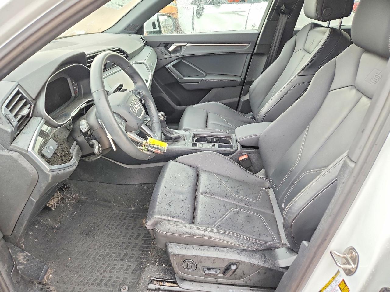 2025 AUDI Q3 S Line quattro Premium
