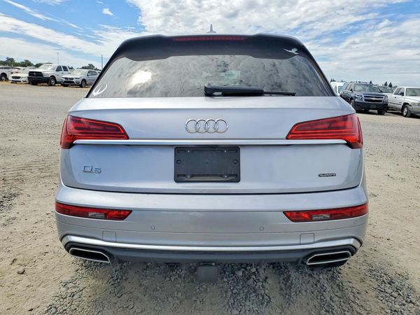 2021 AUDI Q5 E