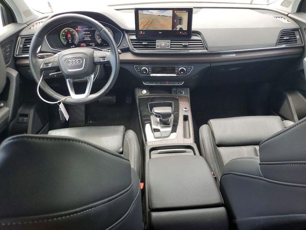 2021 AUDI Q5 E