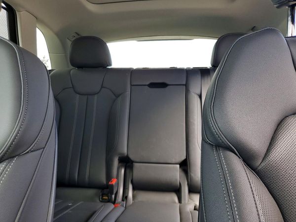 2021 AUDI Q5 E