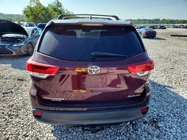 2017 TOYOTA HIGHLANDER SE/XLE