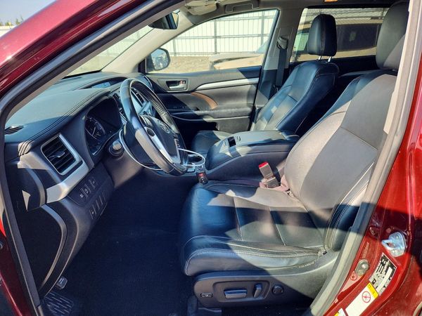 2017 TOYOTA HIGHLANDER SE/XLE