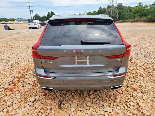 2021 VOLVO XC60 Inscription