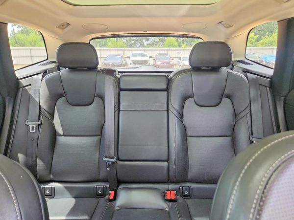 2021 VOLVO XC60 Inscription
