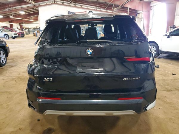 2025 BMW X1
