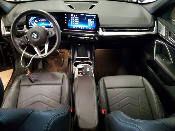 2025 BMW X1