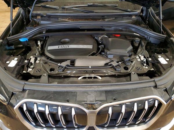 2025 BMW X1