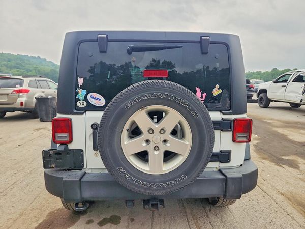 2016 JEEP WRANGLER UNLIMITED SPORT 4X4