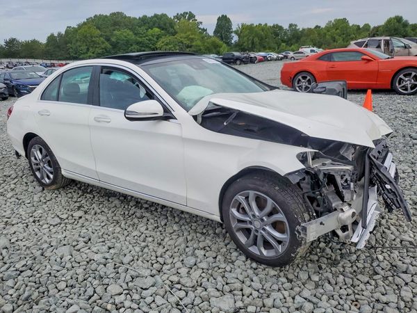 2016 MERCEDES-BENZ C