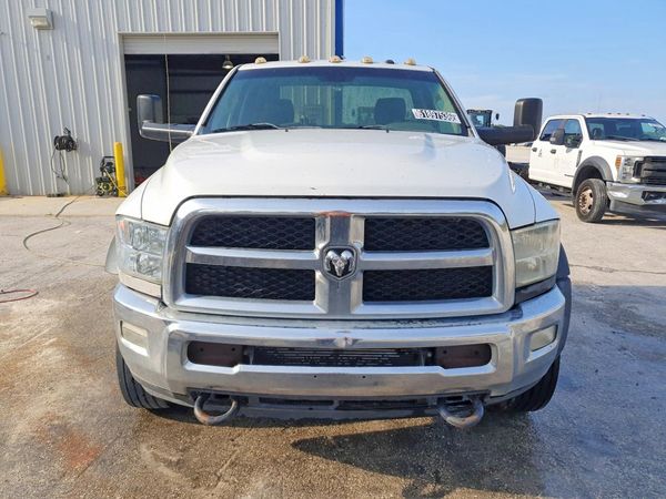 2015 RAM 5500 REG CAB CHASSIS