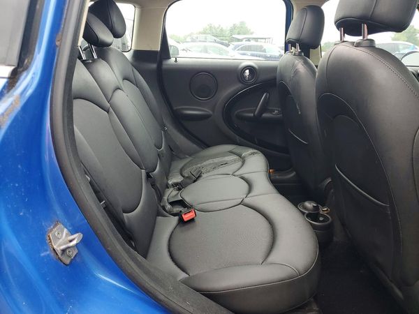2014 MINI COOPER