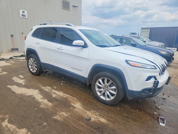2017 JEEP CHEROKEE LATITUDE 4X4