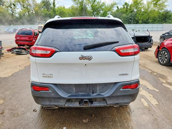 2017 JEEP CHEROKEE LATITUDE 4X4