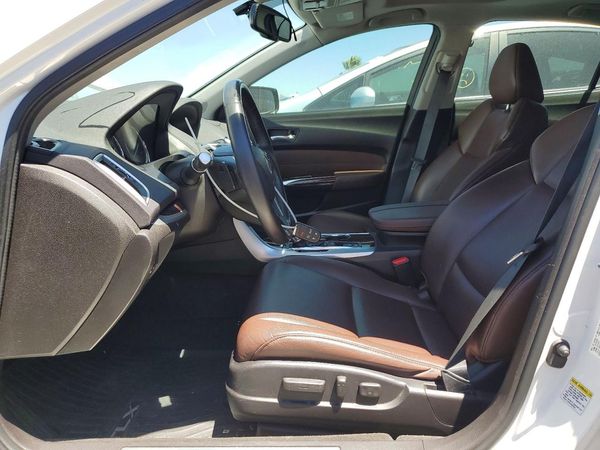 2016 ACURA TLX Base