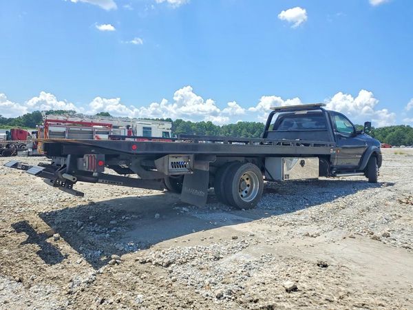 2019 RAM 5500 REG CAB CHASSIS