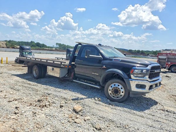 2019 RAM 5500 REG CAB CHASSIS