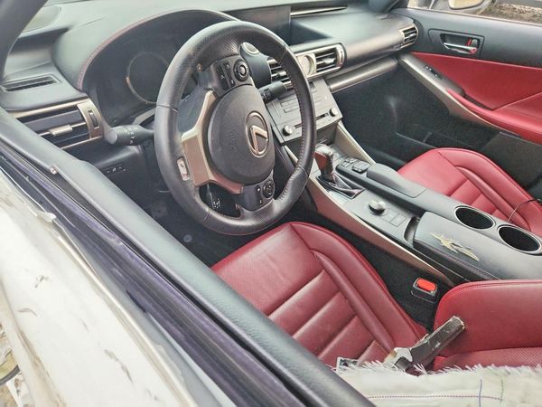2015 LEXUS IS 250