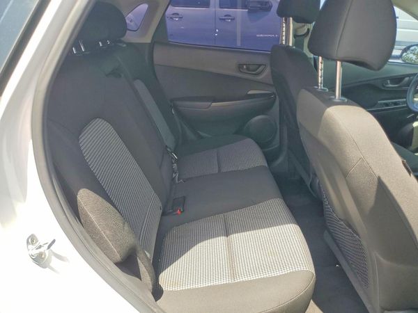 2018 HYUNDAI KONA SE