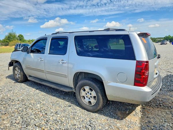 2014 CHEVROLET SUBURBAN LT