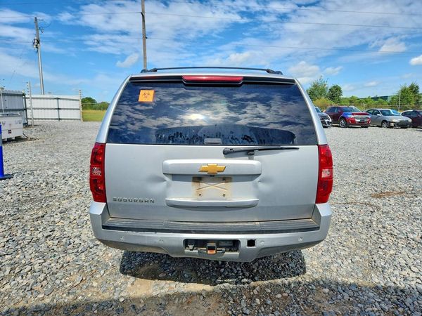 2014 CHEVROLET SUBURBAN LT