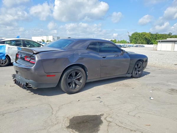 2018 DODGE CHALLENGER SXT